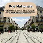 Le Terminus - Face A La Gare De Tours